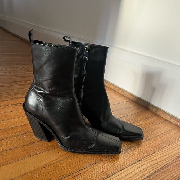 Cowboy Styke Ankle Boots - Picture 1 of 5